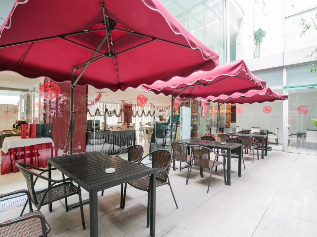 Kapok Wangfujing Hotel 4*